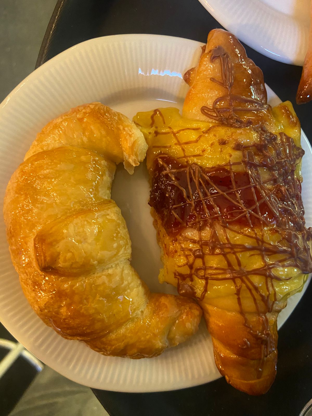 MEDIALUNAS O TORTILLAS